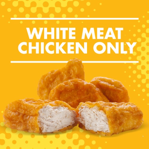 Lunchables Chicken Dunks Meal Kit with Chocolate Sandwich Cookies Perspective: right