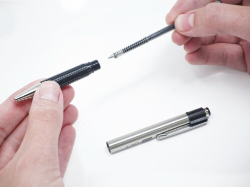 F-301 Retractable Ballpoint 0.7mm Black 4pk Perspective: right