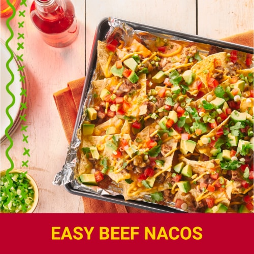 Old El Paso™ Creamy Queso Dip Taco Sauce Perspective: right