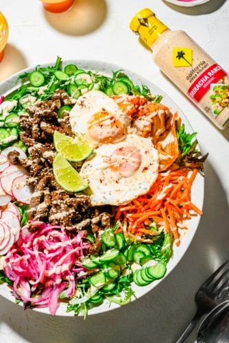 California Pizza Kitchen® Sriracha Ranch Salad Dressing Perspective: right
