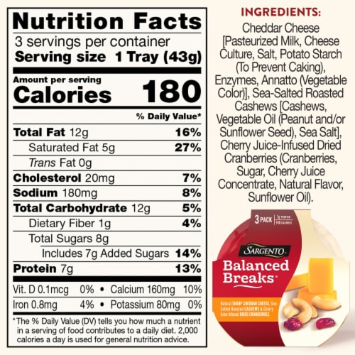 Sargento® Balanced Breaks® Sharp Cheddar Cheese Cashews & Dried Cranberries Perspective: right