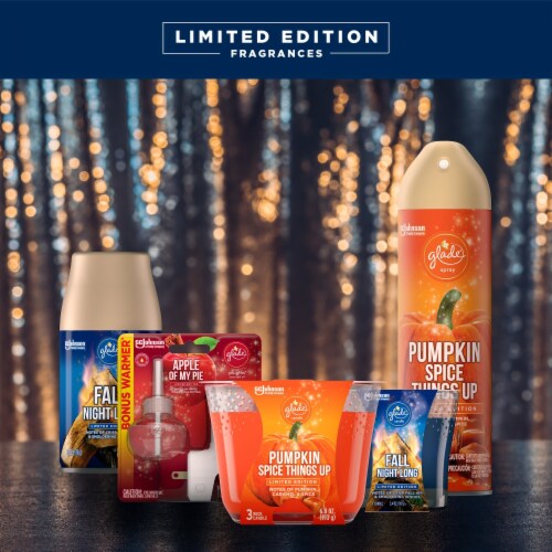 Glade® Limited Edition Fall Night Long Candle Perspective: right