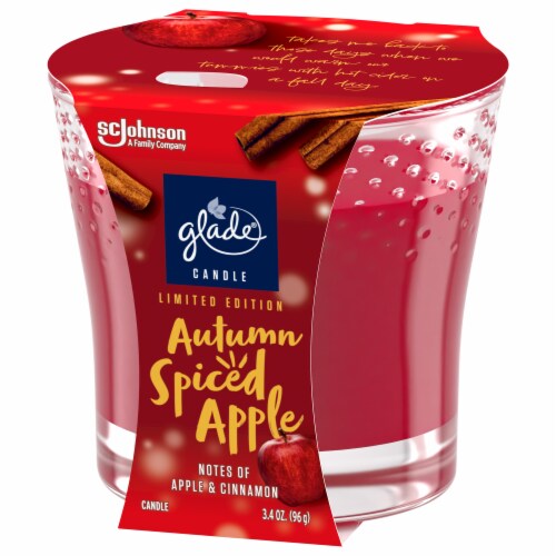 Glade® Limited Edition Autumn Spiced Apple Candle Perspective: right