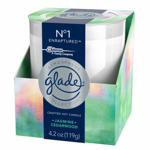 Glade No. 1 Jasmine & Cedarwood Candle Perspective: right