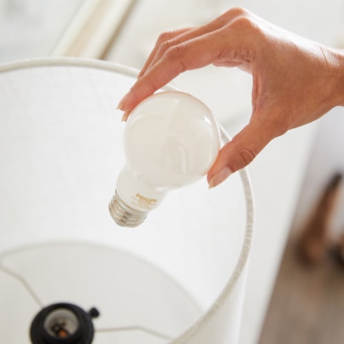 Philips Soft White10-Watt (60-Watt) A19 LED Light Bulbs Perspective: right