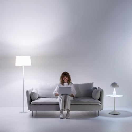 WiZ Smart Plug Perspective: right