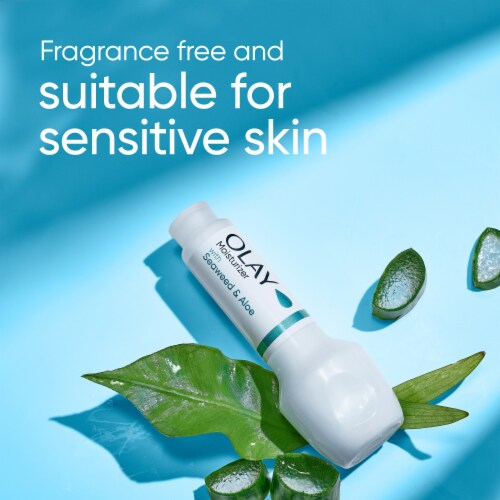 Gillette Venus Radiant Skin Seaweed & Aloe Olay Razor Moisturizer Refills Perspective: right