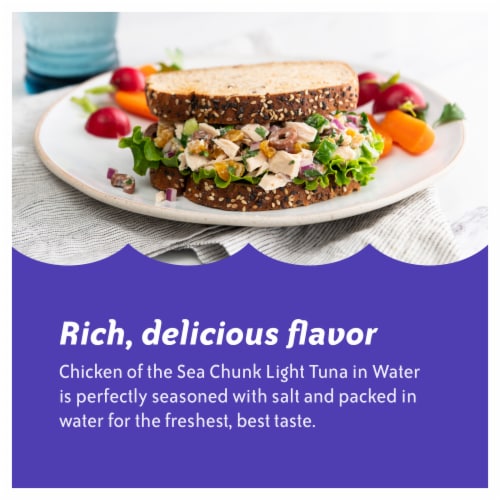 Chicken of the Sea Chunk Light Tuna In Water Perspective: right