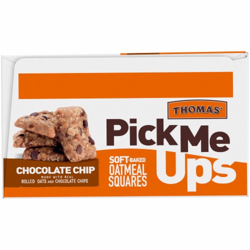 Thomas' Pick Me Ups Chocolate Chip Oatmeal Bars Perspective: right