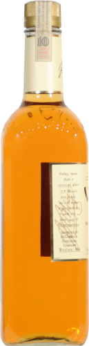 Wiser De Luxe Blended Canadian Whisky Perspective: right