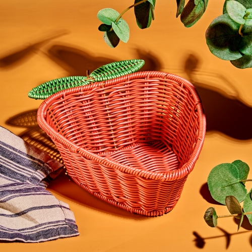 Tabletops Gallery Fruity Strawberry Plastic Woven Basket Perspective: right