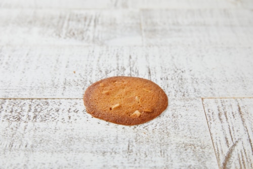 Christie Cookie Co. Crispy Salted Caramel Gourmet Cookies Perspective: right