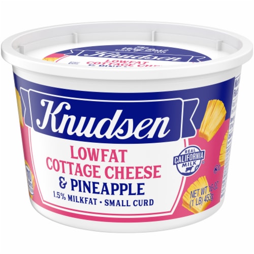 Knudsen Lowfat Small Curd Pineapple & Cottage Cheese Perspective: right