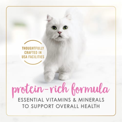 Fancy Feast Sliced Chicken Hearts & Liver Feast in Gravy Wet Cat Food Perspective: right