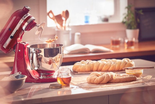 KitchenAid Artisan Series Tilt-Head Stand Mixer Perspective: right