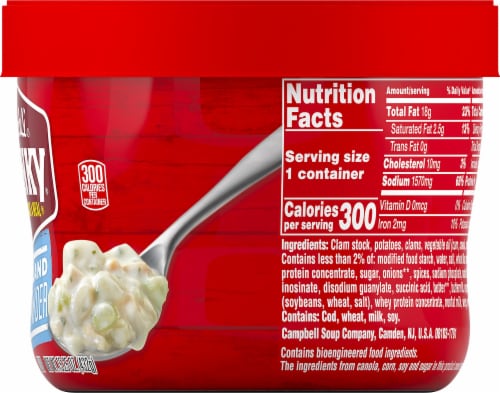 Campbell's® Chunky™ New England Clam Chowder Soup Microwavable Bowl Perspective: right