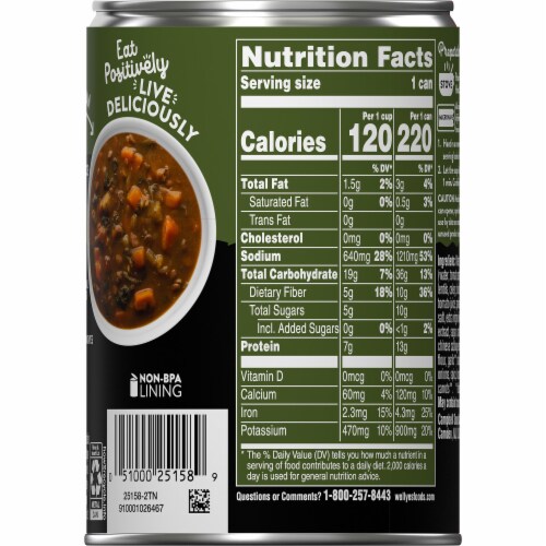 Campbell's® Well Yes!® Hearty Lentil with Vegetables Soup Perspective: right