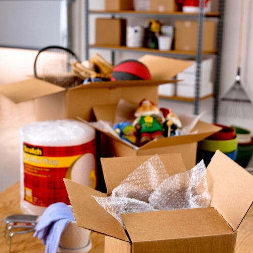 Scotch® Heavy Duty Packaging and Shipping Tape with Dispenser - Clear Perspective: right