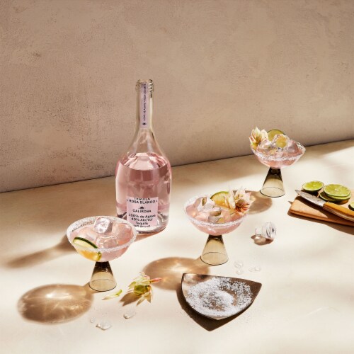 Calirosa Rosa Blanco Tequila Perspective: right