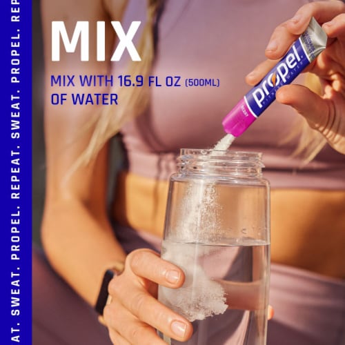 Propel® Zero Sugar Berry Drink Mix Packets Perspective: right