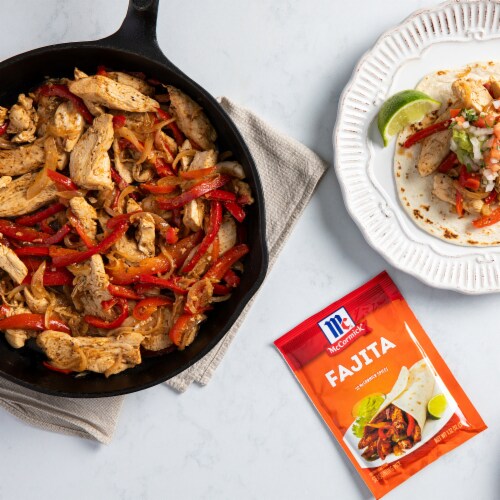 McCormick Fajita Seasoning Mix Perspective: right