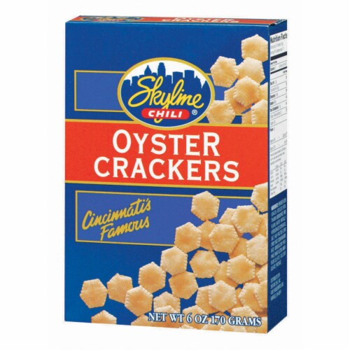 Skyline Chili Oyster Crackers Perspective: right