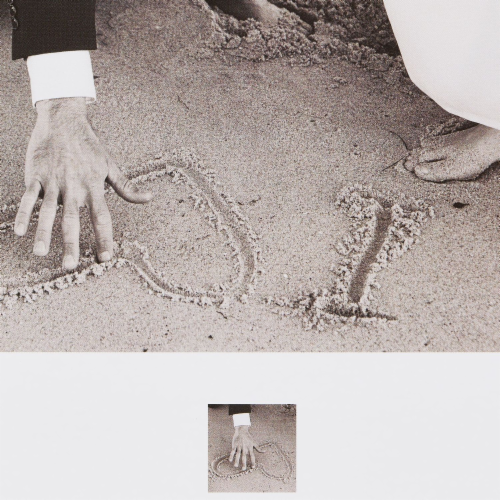 Papyrus (S6) Couple Drawing In Sand Wedding Card Perspective: right