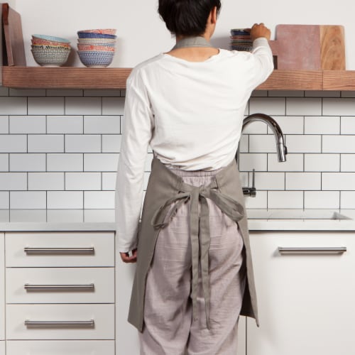 Now Designs Adjustable London Gray Kitchen Apron Perspective: right