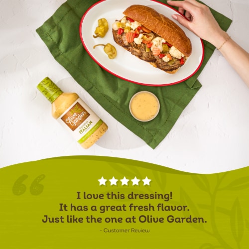 Olive Garden Signature Italian Salad Dressing Perspective: right
