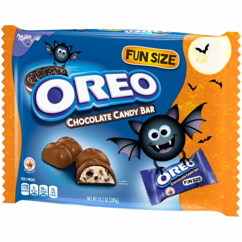 Oreo Halloween Chocolate Fun Size Candy Bars Perspective: right