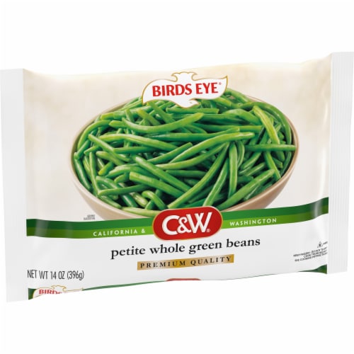 Birds Eye® C&W® Frozen Petite Whole Green Beans Perspective: right