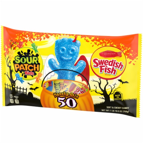 Sour Patch Kids & Swedish Fish Spooky Mix Treat Size Bags Perspective: right