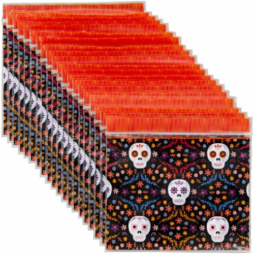 Wilton® Day of the Dead Skull Halloween Treat Bags - Dia de los Muertos Perspective: right