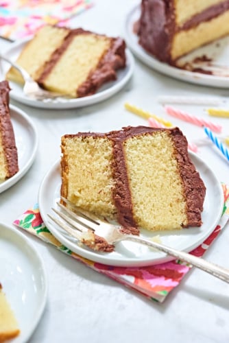King Arthur Flour Unbleached Cake Flour Perspective: right