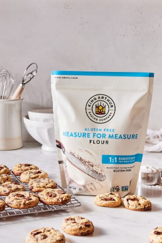 King Arthur Measure for Measure Flour, Non-GMO Project Verified, Certified Kosher Perspective: right