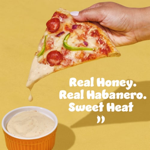 Hidden Valley Spicy Hot Honey Ranch Dressing Salad Dressing for Quick Meals Perspective: right