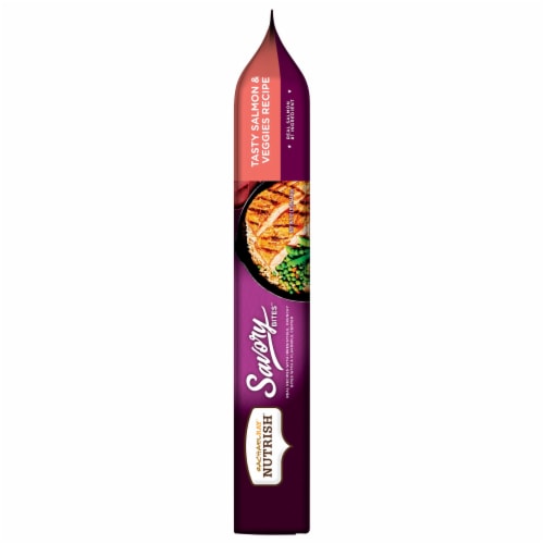 Rachael Ray® Nutrish® Savory Bites Tasty Salmon & Veggies Recipe Food for Cats Perspective: right