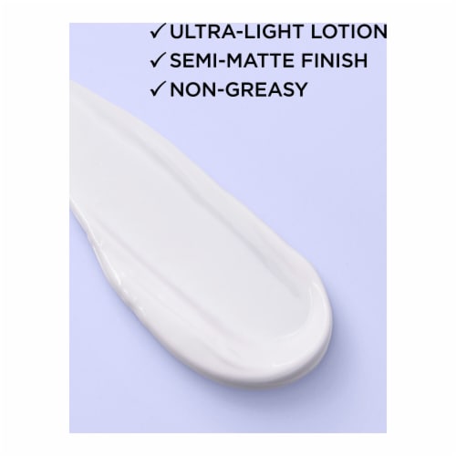 L'Oreal Paris Collagen Moisture Filler Face Moisturizer Hydrating with SPF 30 Perspective: right
