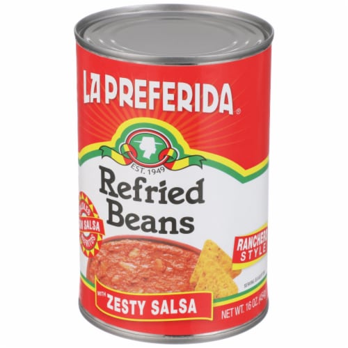La Preferida® Ranchero Style Refried Beans with Zesty Salsa Perspective: right
