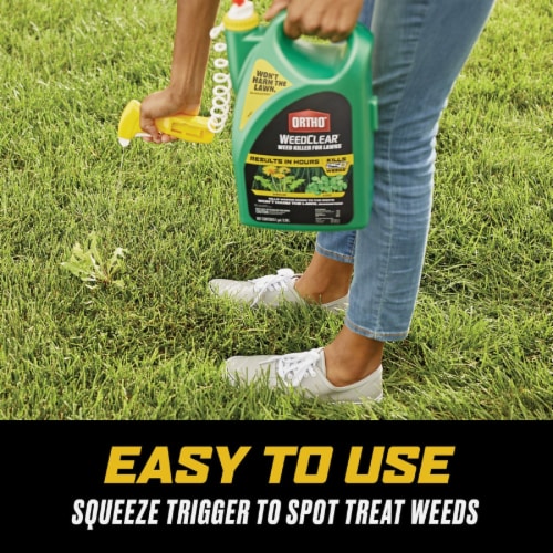 Ortho® WeedClear™ Lawn Weed Killer Perspective: right
