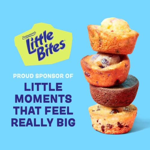Entenmann's Little Bites Banana Mini Muffins Pouches Perspective: right