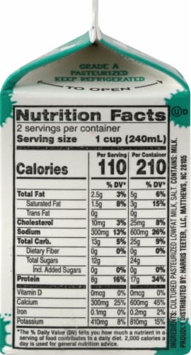 Harris Teeter™ Lowfat Cultured Buttermilk Perspective: right