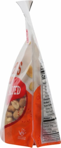 Harris Teeter Roasted & Salted Peanuts Perspective: right