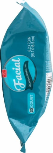 Harris Teeter™ Facial Cleansing Towelettes Perspective: right
