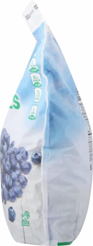 Harris Teeter™ Blueberries Perspective: right