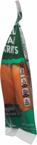 Harris Teeter Farmers Market Ready Veggies Peeled Baby Carrots Perspective: right