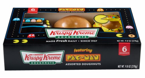 PAC-MAN™ Assorted Doughnuts Collection Perspective: right