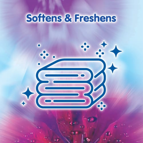 Snuggle Purple Fusion Fabric Softener Perspective: right