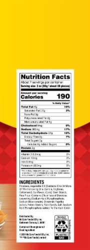 McCain Quick Cook Straight Cut French Fries, Frozen Potatoes Perspective: right