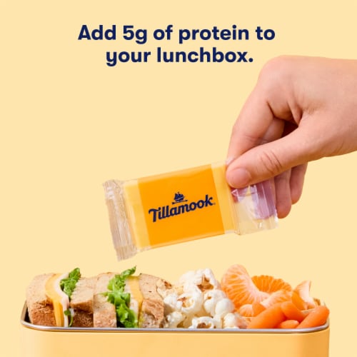Tillamook® Medium Cheddar Snack Cheese Perspective: right